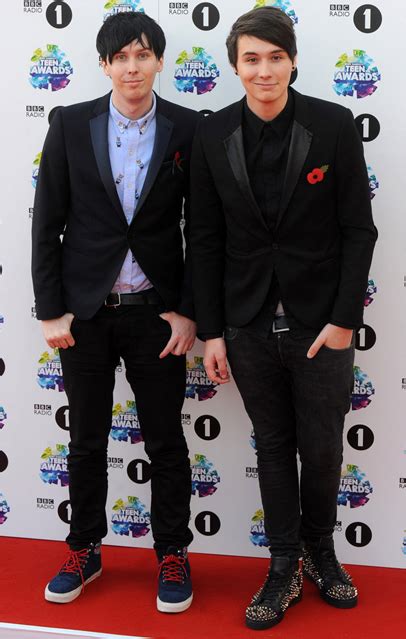 dan howell height